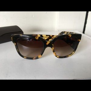 BRINLEY SUNGLASSES Oliver Peoples